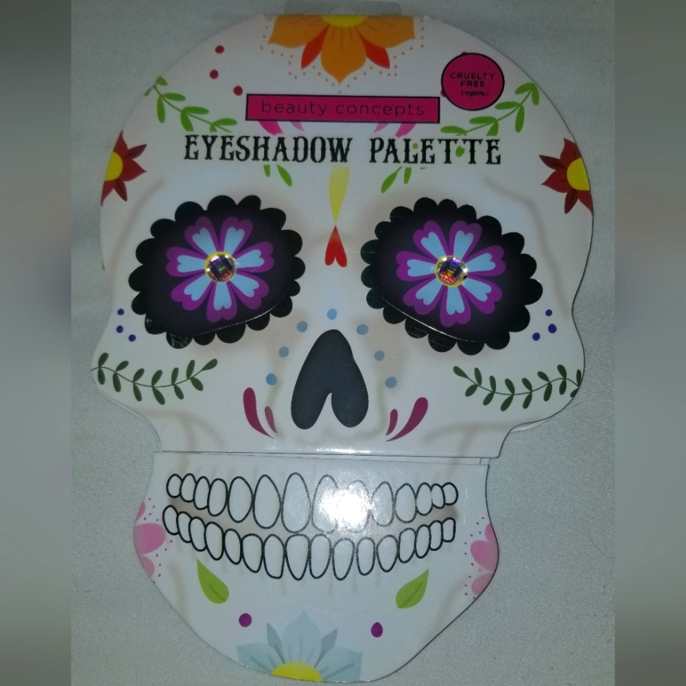 BNIB BEAUTY CONCEPT SUGAR SKULL PALETTE